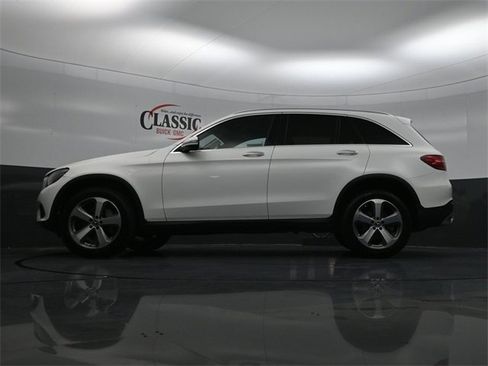 Used 2019 Mercedes-Benz GLC 300 image 25