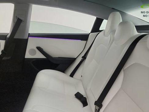 Used 2025 Tesla Model 3 Long Range RWD image 38