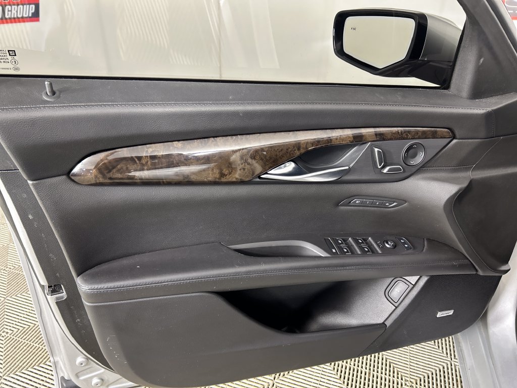 Used 2018 Cadillac CT6 Luxury AWD/4WD image 11