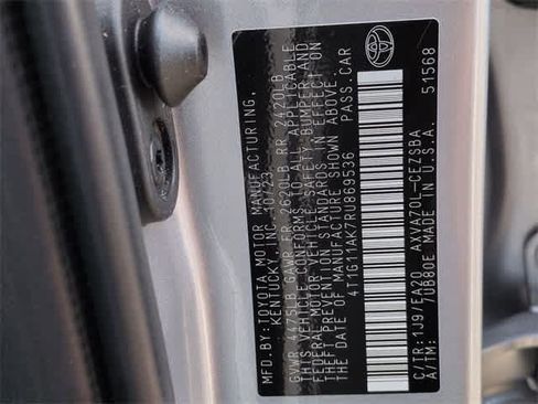 Used 2024 Toyota Camry SE image 36