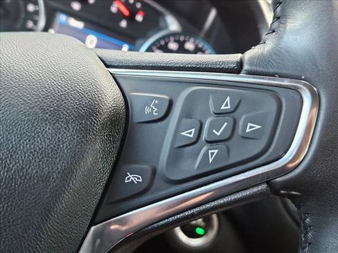 Used 2020 Chevrolet Equinox LT FWD image 25