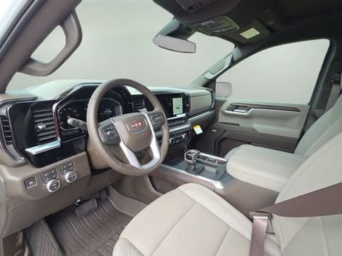 New 2026 GMC Sierra 1500 SLT w/ SLT Premium Package image 22
