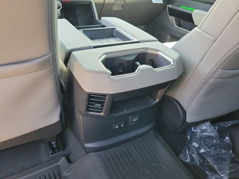 New 2026 Toyota Tundra Limited AWD/4WD image 11