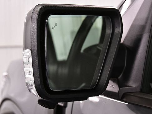 Used 2025 Ford F150 Platinum AWD/4WD image 15