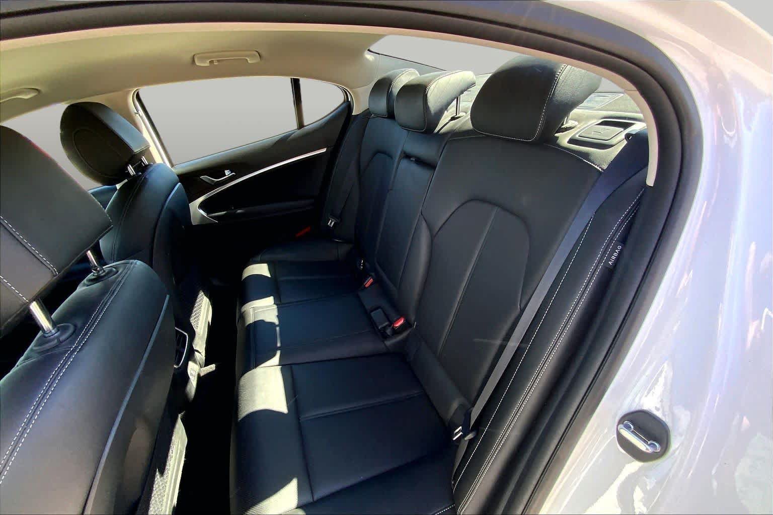 Used 2025 Genesis G70 2.5T AWD/4WD image 20