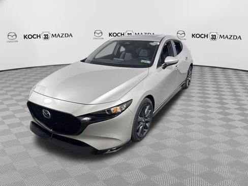 New 2026 MAZDA MAZDA3 s w/ Appearance Package FWD image 3