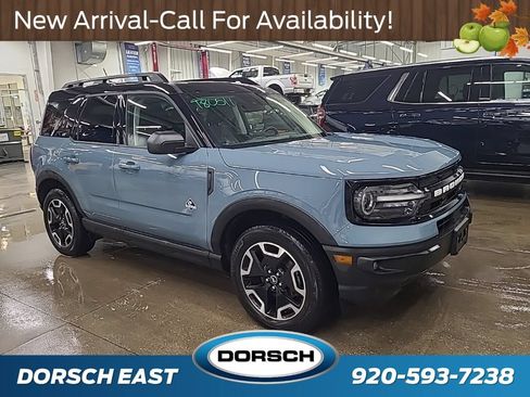Certified 2022 Ford Bronco Sport Outer Banks w/ Tech Package AWD/4WD image 2