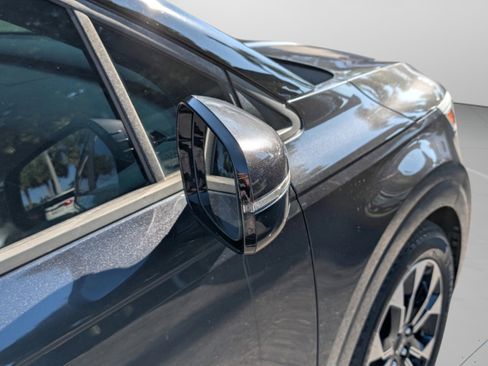 Certified 2023 Kia Carnival EX image 27