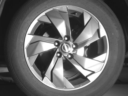 Used 2025 Nissan Rogue SV image 14