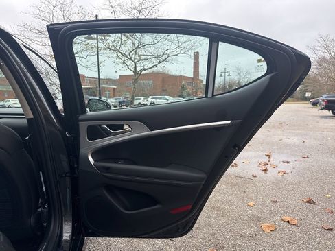 New 2026 Genesis G70 2.5T Prestige AWD/4WD image 31