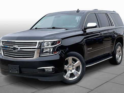 Used 2019 Chevrolet Tahoe Premier image 3