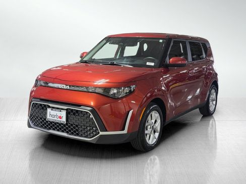 Used 2023 Kia Soul LX w/ Option Group 015 image 3