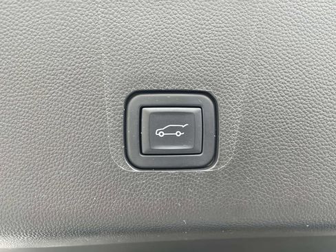 Used 2023 Chevrolet Traverse Premier w/ LPO, Floor Liner Package image 12