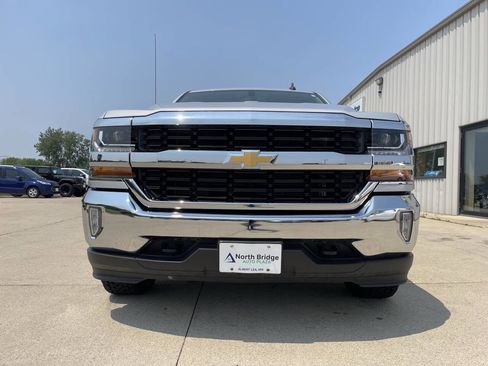 Used 2018 Chevrolet Silverado 1500 LT w/ All Star Edition image 25