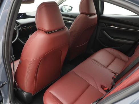 Used 2025 MAZDA MAZDA3 s image 10