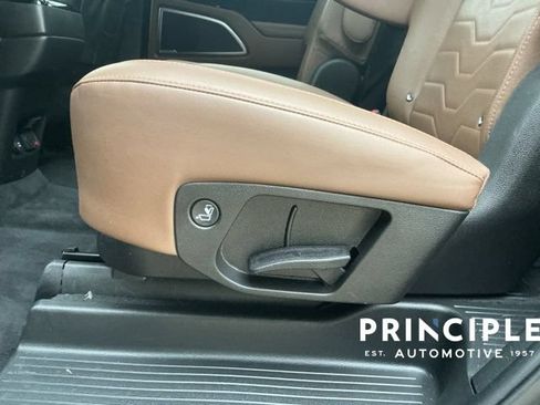 Used 2022 Kia Telluride SX w/ SX Prestige Package AWD/4WD image 30