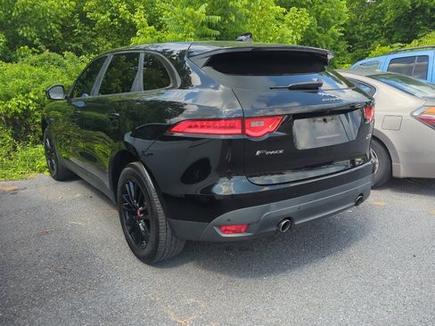 Used 2017 Jaguar F-PACE Prestige AWD/4WD image 2