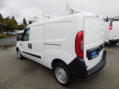 Used 2021 RAM ProMaster City Tradesman image 6