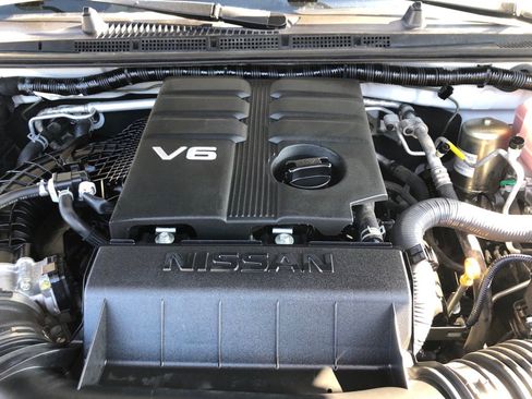 Used 2021 Nissan Frontier SV image 17