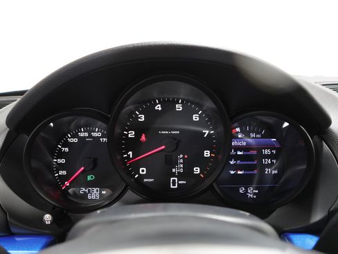 Used 2014 Porsche Cayman RWD image 3