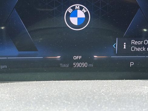 Used 2023 BMW X7 xDrive40i w/ M Sport Package AWD/4WD image 33