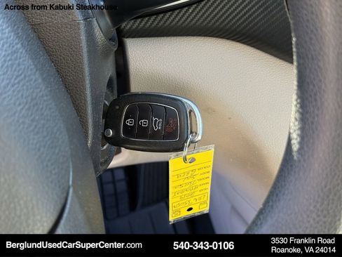 Used 2019 Hyundai Tucson SE image 22