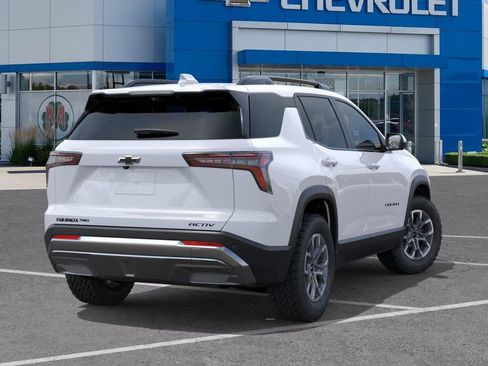 New 2026 Chevrolet Equinox ACTIV AWD/4WD image 4
