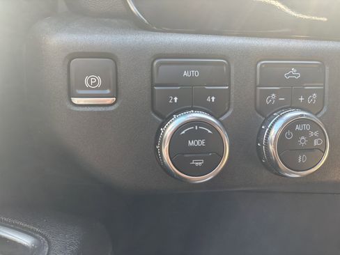 Used 2023 GMC Sierra 1500 Elevation AWD/4WD image 30