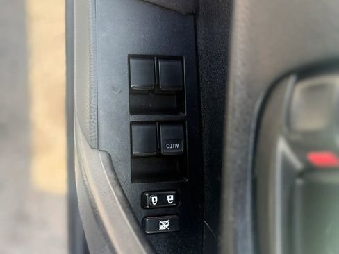 Used 2015 Toyota Corolla L image 14