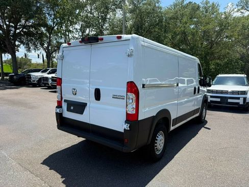 Used 2025 RAM ProMaster 2500 w/ Convenience Group FWD image 9