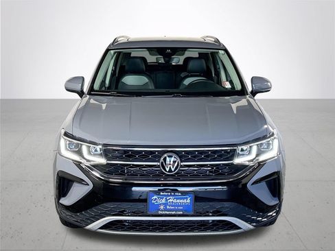 Used 2022 Volkswagen Taos SEL AWD/4WD image 3