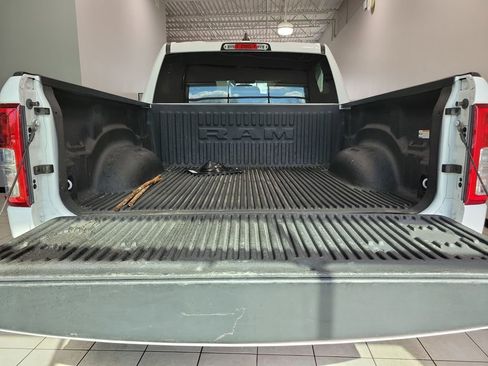 Used 2022 RAM 1500 Big Horn AWD/4WD image 7