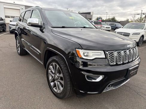 Used 2017 Jeep Grand Cherokee Overland w/ Jeep Active Safety Group AWD/4WD image 7