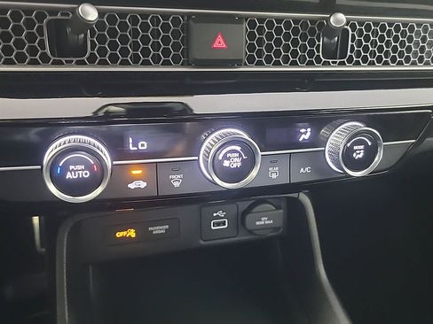 Certified 2023 Honda Civic Sport image 29