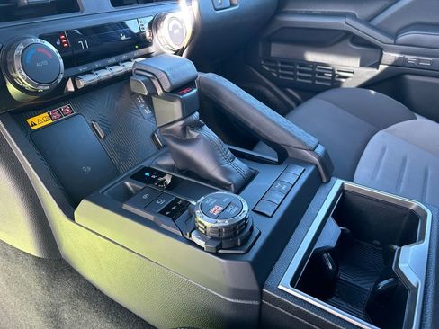 Used 2025 Toyota Tacoma TRD Off-Road w/ TRD Off Road Upgrade Package image 25