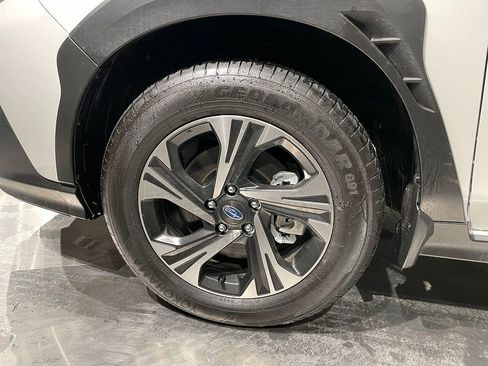 Used 2025 Subaru Crosstrek 2.0i Premium image 34