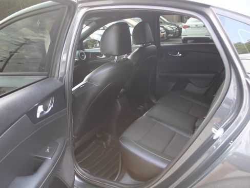 Used 2022 Kia Forte GT-Line w/ GT-Line Premium Package image 27