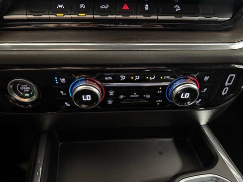 Used 2023 GMC Sierra 1500 SLT w/ SLT Premium Package image 23