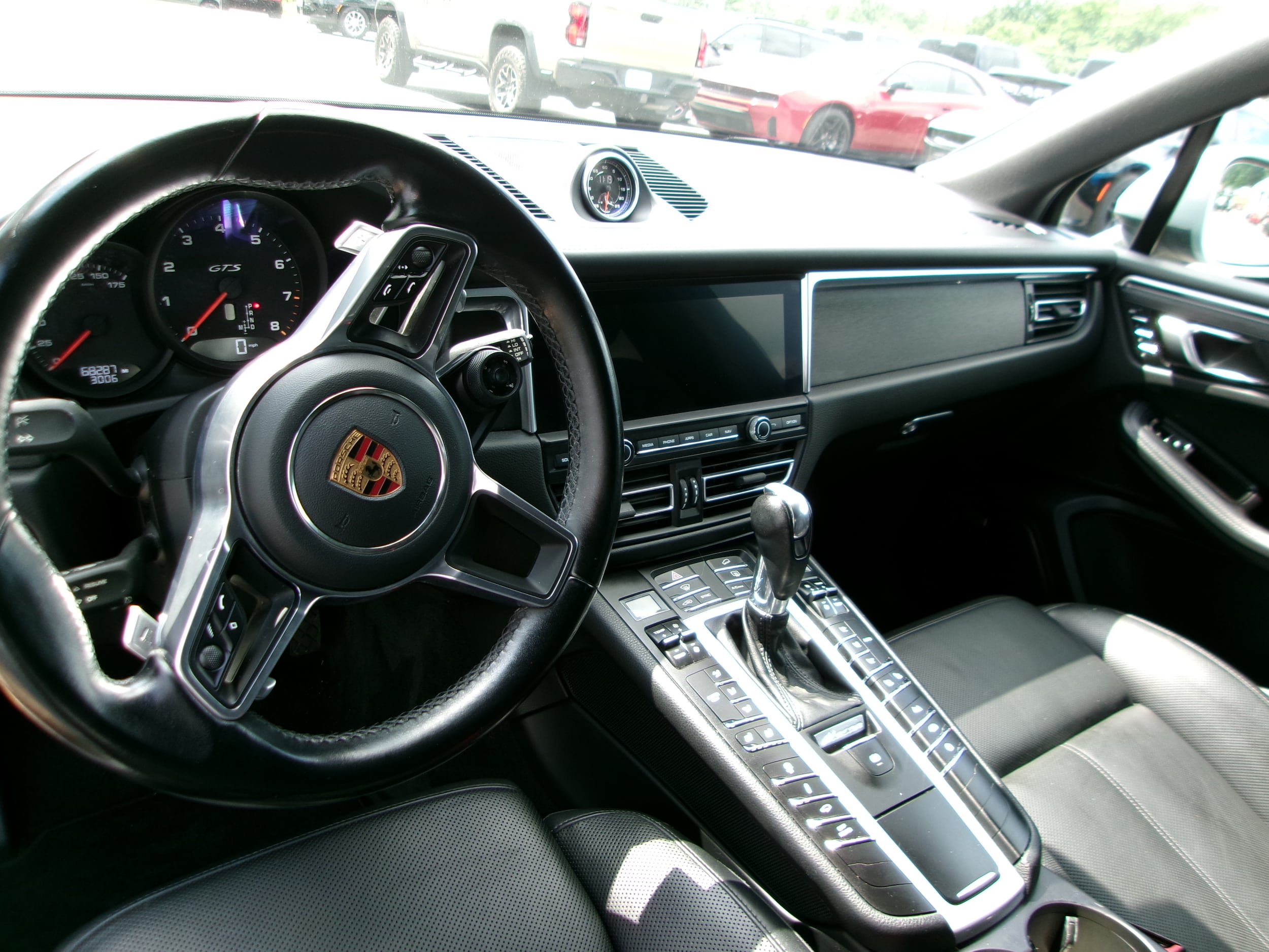 Used 2020 Porsche Macan GTS AWD/4WD image 10