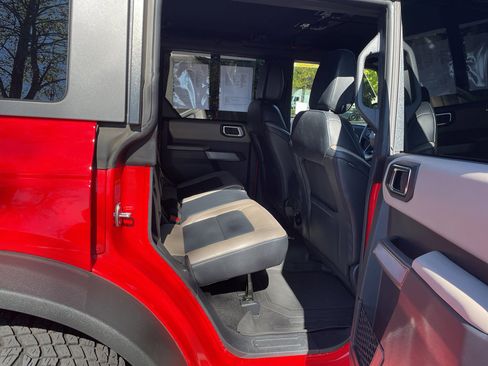 Used 2023 Ford Bronco Wildtrak image 73