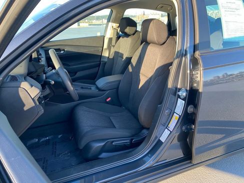 Certified 2023 Honda Accord LX image 19