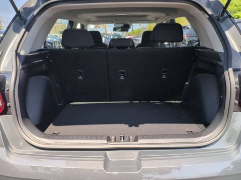 Used 2025 Hyundai Venue SEL FWD image 29