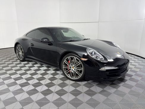 Certified 2015 Porsche 911 Carrera 4S image 7