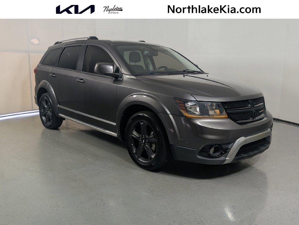Used 2020 Dodge Journey Crossroad FWD image 1