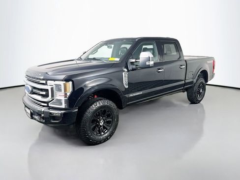 Used 2020 Ford F250 Platinum w/ Tremor Off-Road Package image 3