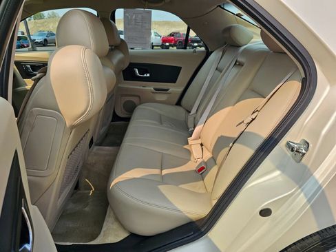 Used 2004 Cadillac CTS 3.6 RWD image 21