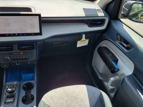 New 2026 Ford Maverick XLT FWD image 14