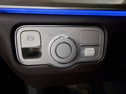 Used 2020 Mercedes-Benz GLS 450 4MATIC image 46