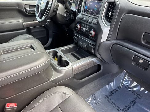 Used 2021 Chevrolet Silverado 2500 LTZ w/ LTZ Convenience Package AWD/4WD image 19