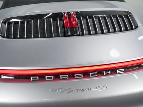 Used 2023 Porsche 911 Carrera 4S AWD/4WD image 21